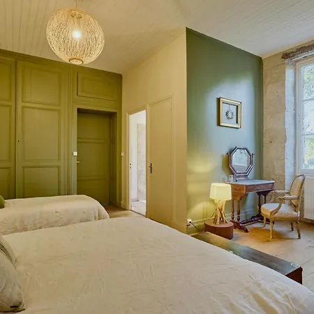 D'hotes De Charme Avec Piscine - Le Clos Boissiere 3*